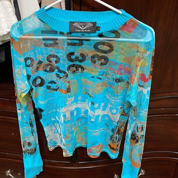 Top - Picture 10 of 11